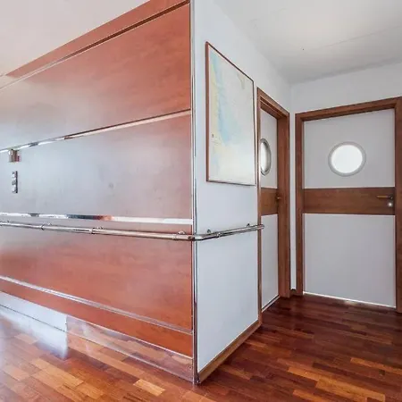 Urbannestgroup_seatowers Appartement Gdynia